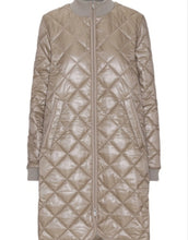 Load image into Gallery viewer, Pearl02 Taupe Light Weight Quilted Jacket