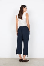 Load image into Gallery viewer, Cissie 1C Cotton Capris in Navy
