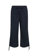 Load image into Gallery viewer, Cissie 1C Cotton Capris in Navy

