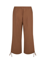 Load image into Gallery viewer, Cissie 1C Cotton Capris in Toffee

