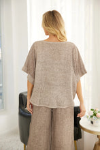 Load image into Gallery viewer, Cold Wash Linen &amp; Cotton Knit Sleeve Round Top in Fango
