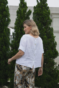 Mea's Linen Breeze Button-Back Top