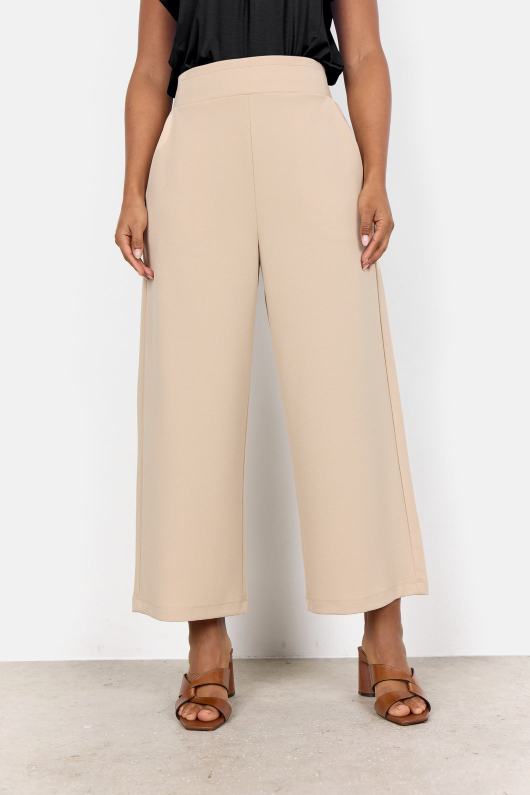 Sand Siham 36 White Leg Pull On Pant