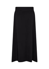 Load image into Gallery viewer, Banu 258 Black Skirt With Pockets
