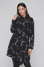 Load image into Gallery viewer, Black Printed Knit Coat

