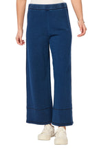 Load image into Gallery viewer, Medium Wash Cropped Wide Leg
