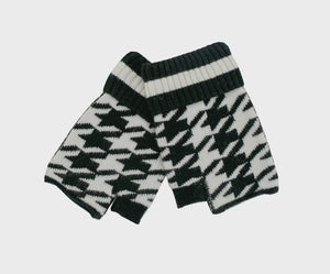 Black & White Houndstooth Fingerless Gloves