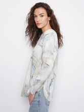 Load image into Gallery viewer, Whirl Printed Rounded Hem Sweater
