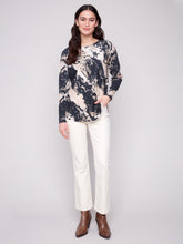 Load image into Gallery viewer, Granite Printed Rounded Hem Sweater
