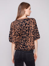Load image into Gallery viewer, Cheetah Balloon Elbow Sleeve Knit Sweater
