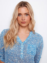 Load image into Gallery viewer, Cascade Printed Cotton Gauze Half-Button Blouse
