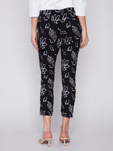 Load image into Gallery viewer, Leaves Printed Crinkle Jogger Pants
