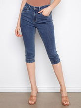 Load image into Gallery viewer, Medium Blue Stretch Denim Capris
