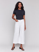 Load image into Gallery viewer, White Cropped Patch Pocket Twill Pant
