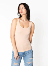 Load image into Gallery viewer, Bamboo Scoop Neck Tank Top

