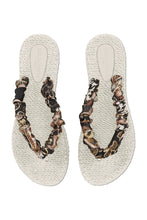 Load image into Gallery viewer, Cheerful Sandal with Satin Twilly
