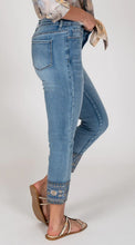 Load image into Gallery viewer, GG- Slim Leg Cropped Denim With Embroidered Hem
