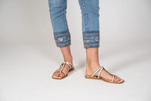 Load image into Gallery viewer, GG- Slim Leg Cropped Denim With Embroidered Hem
