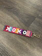 Load image into Gallery viewer, Beaded Keyfob Keychain
