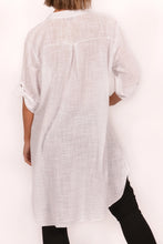 Load image into Gallery viewer, White Cotton Button Down Tunic
