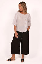 Load image into Gallery viewer, Black Linen Frayed Edge Pant
