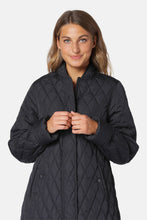 Load image into Gallery viewer, Black Quilted Short Jacket
