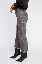 Load image into Gallery viewer, Leopard Print Wide Leg Jean
