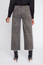 Load image into Gallery viewer, Leopard Print Wide Leg Jean
