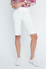 Load image into Gallery viewer, White Pull On Stretch Short
