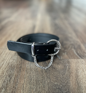 Leather Belt With Chain Detail