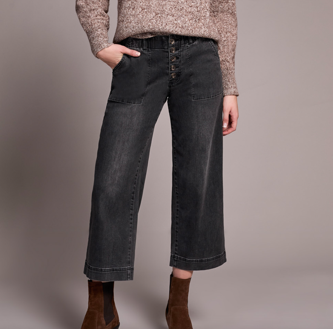 Black Mist Sophia Button Front Wide Crop Jean