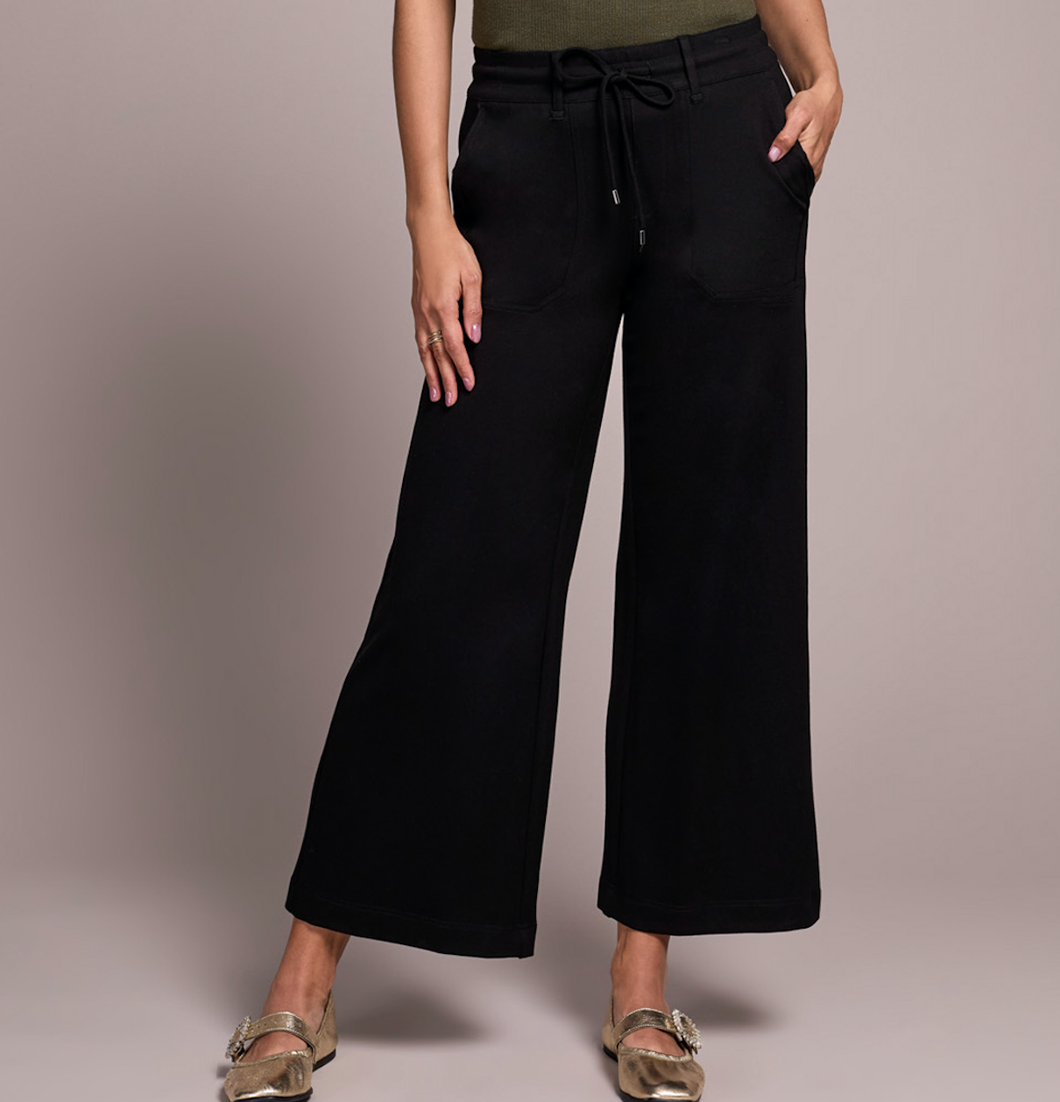 Black Pork Chop Pocket Pull On Pant With Drawstring