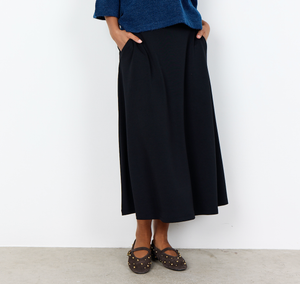 Banu 258 Black Skirt With Pockets