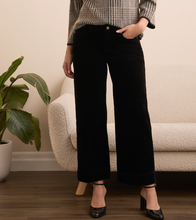 Load image into Gallery viewer, Black Wide Leg Ankle Pant

