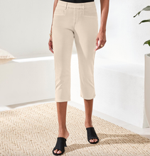 Load image into Gallery viewer, Canvas Pull On Capris
