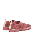 Load image into Gallery viewer, IJ- Tulip 3977 Slip On Flat in Rouge
