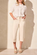 Load image into Gallery viewer, Ecru Wide Leg Cuffed Capris
