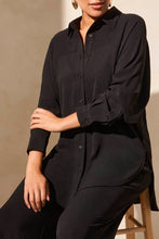 Load image into Gallery viewer, Black Flowy Crepe Raglan Sleeve Blouse
