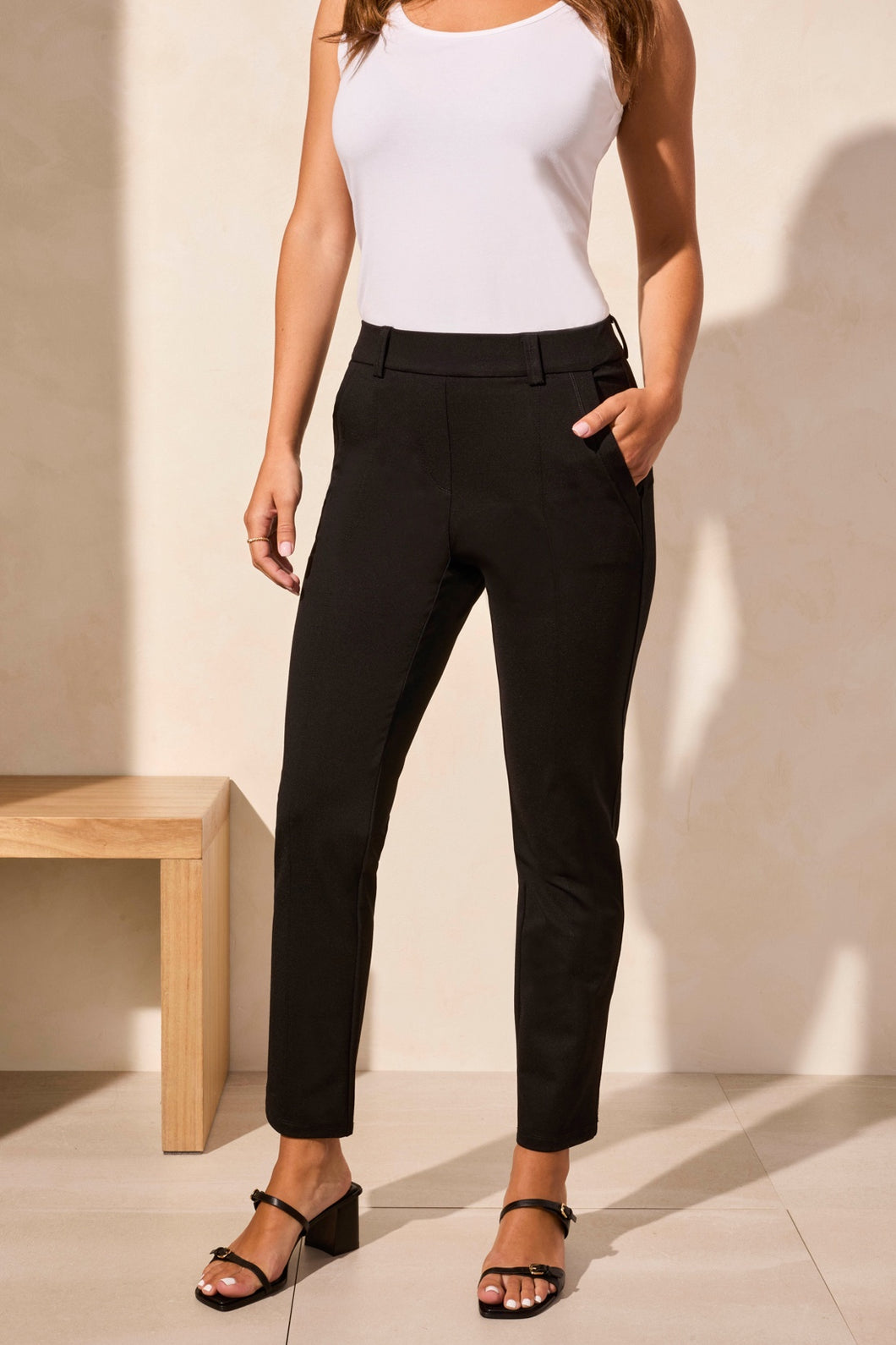 Signature Black Compression Pull On Pant