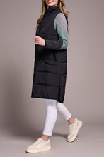 Load image into Gallery viewer, TF- Black Long Puffer Vest
