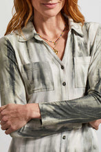 Load image into Gallery viewer, Dark Cedar Rib Knit Button Up Long Sleeve
