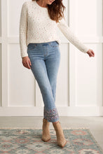 Load image into Gallery viewer, TF- Light Vintage Embroidered Hem Jean
