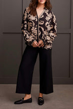 Load image into Gallery viewer, Black &amp; Taupe Printed Blouse
