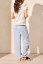Load image into Gallery viewer, TF- Coco Milk Striped Knot Front Tee
