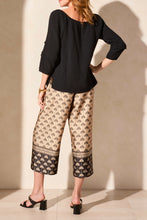 Load image into Gallery viewer, Black On &amp; Off Shoulder Gauze Top

