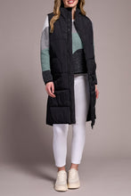 Load image into Gallery viewer, TF- Black Long Puffer Vest
