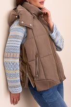 Load image into Gallery viewer, Fossil Quilted Vest With Removable Hood
