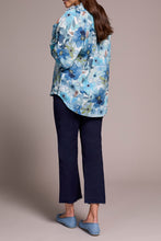 Load image into Gallery viewer, Slate Blue Floral Printed Blouse
