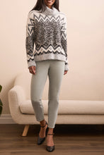 Load image into Gallery viewer, B&amp;W Intarsia Turtle Neck Sweater
