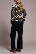 Load image into Gallery viewer, Black &amp; Camel Printed Eyelash Sweater
